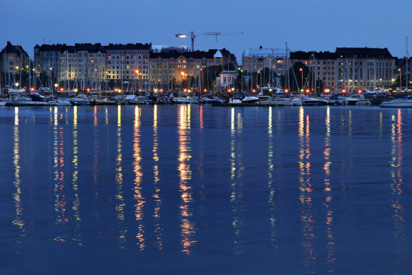 Helsinki satama yö